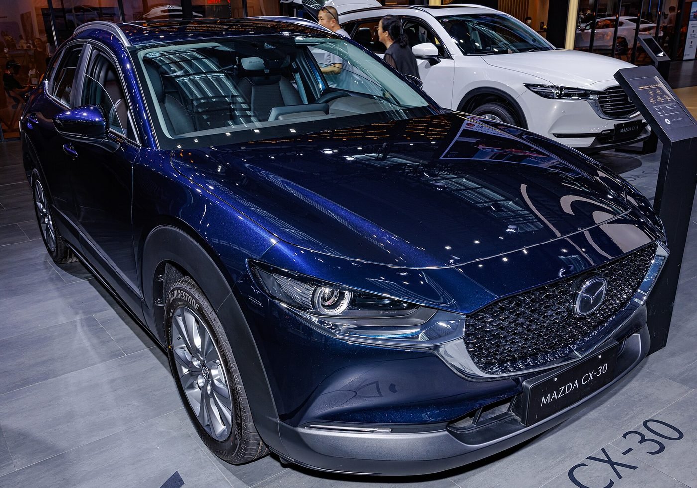 Mazda CX-30 2024 — front three-quarter view