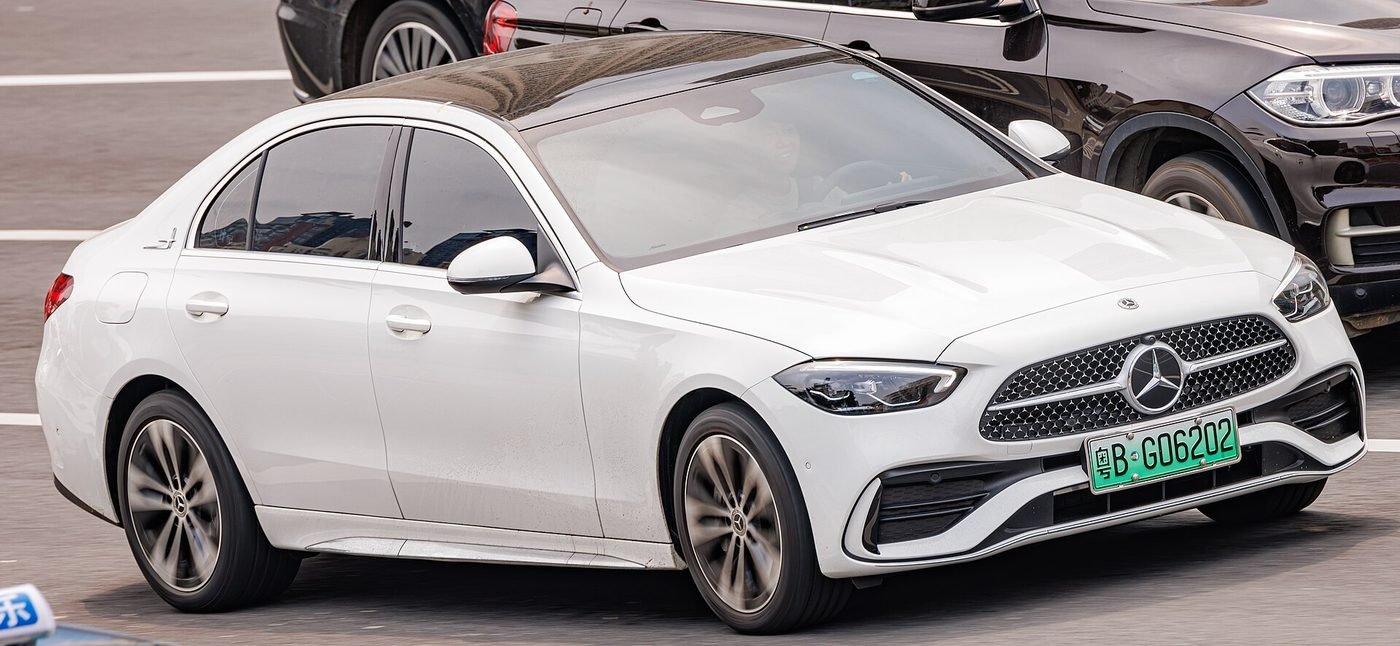 Mercedes-Benz C-Class 2024 — front three-quarter view