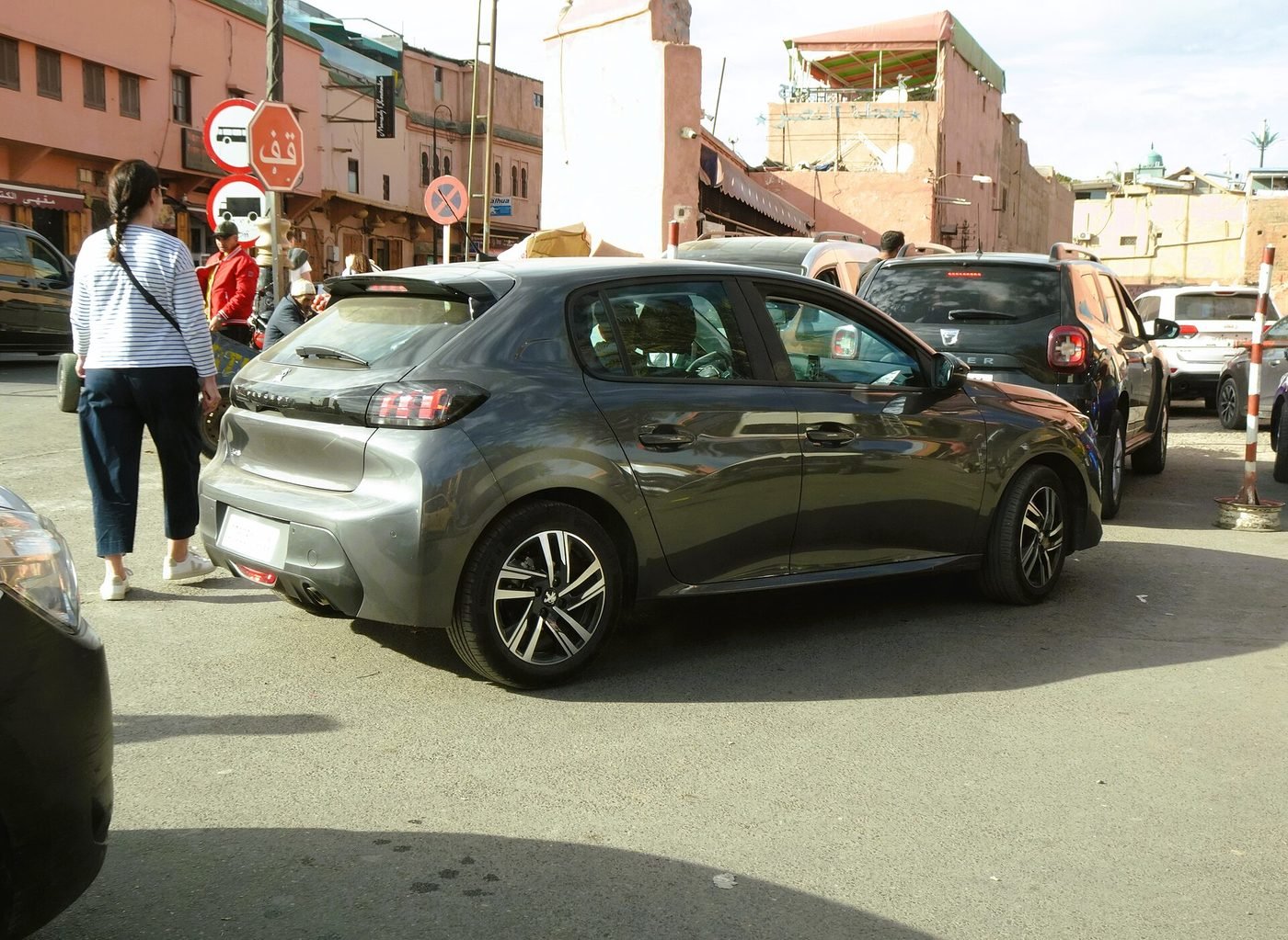 Peugeot 208 2024 — front three-quarter view