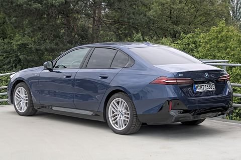 BMW i5 2024