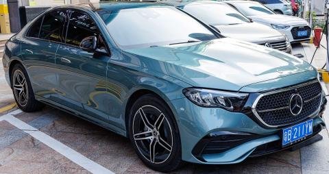 Mercedes-Benz E-Class 2024