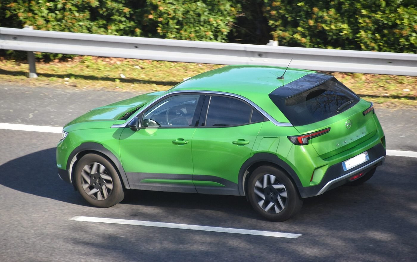 Vauxhall Mokka 2024 — front three-quarter view